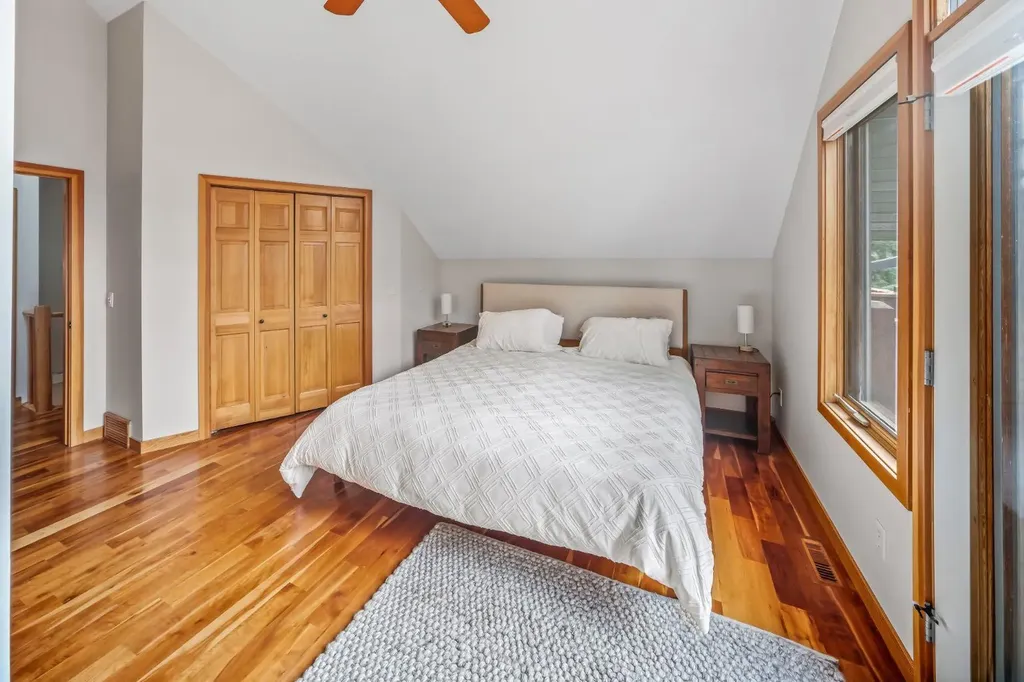 813 5th Street Canmore AB T1W 2G1