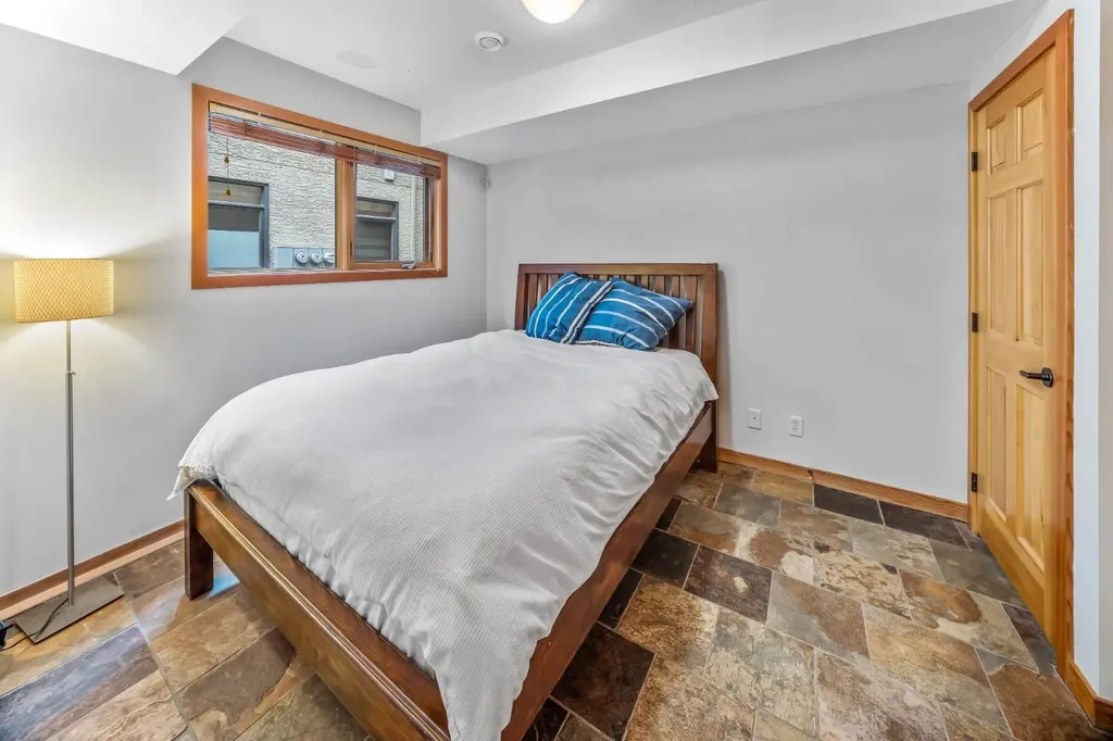 813 5th Street Canmore AB T1W 2G1