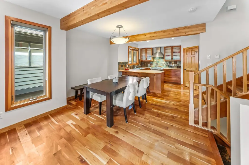 813 5th Street Canmore AB T1W 2G1