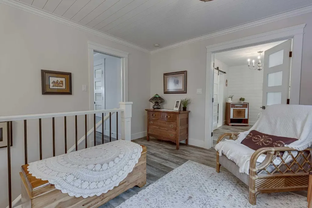 111 Selkirk Boulevard Red Deer AB T4N 0G8