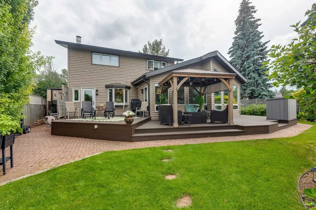 111 Selkirk Boulevard Red Deer AB T4N 0G8