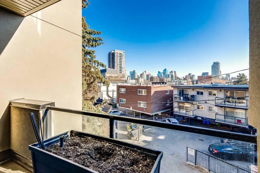 1818 14 Street SW Calgary AB T2T 3S9