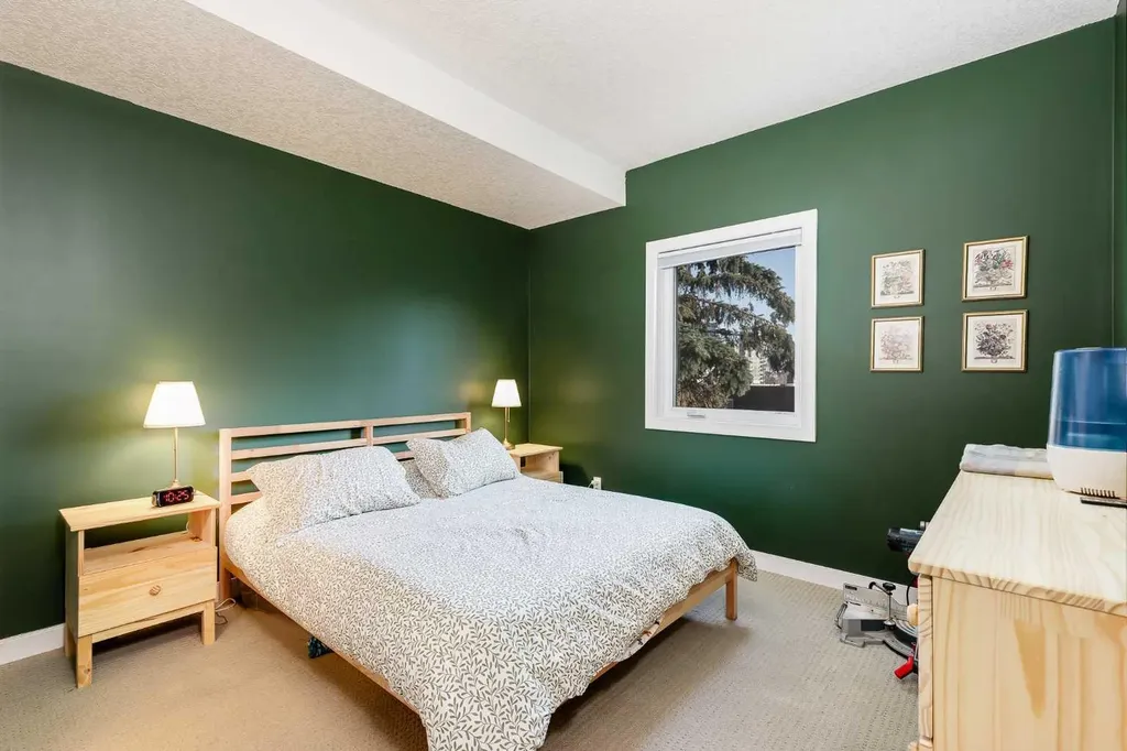 1818 14 Street SW Calgary AB T2T 3S9