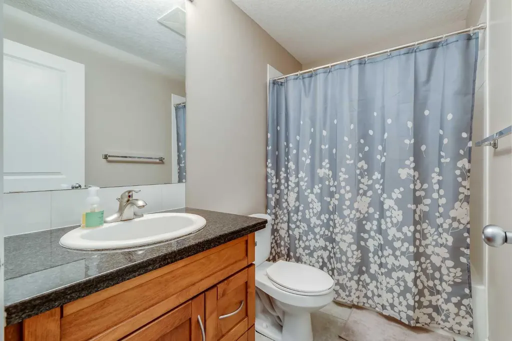 1818 14 Street SW Calgary AB T2T 3S9