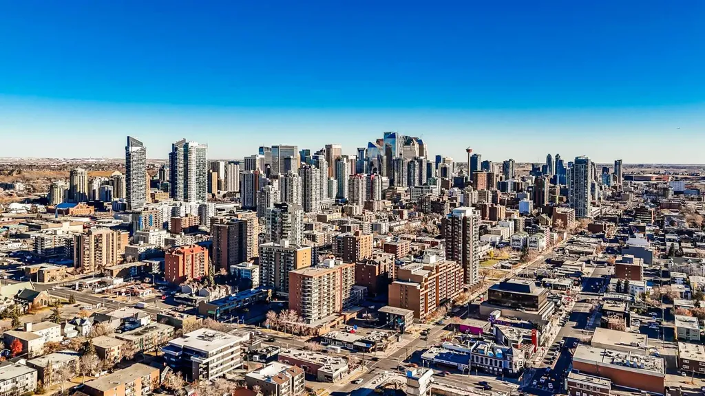 1818 14 Street SW Calgary AB T2T 3S9