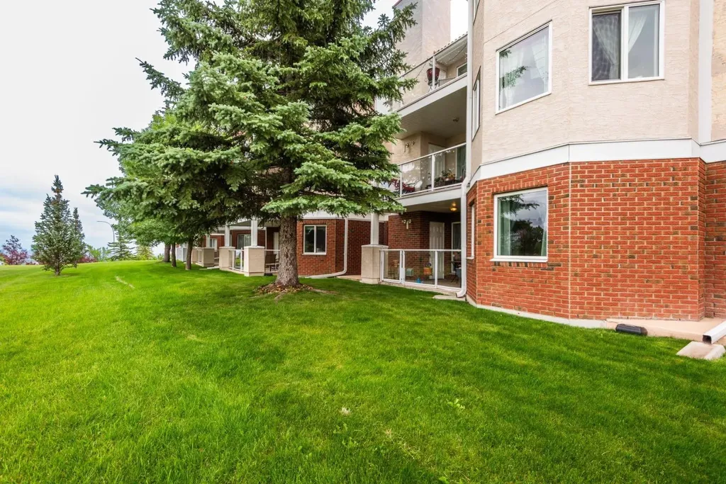 1818 Simcoe Boulevard SW Calgary AB T3H 3L9