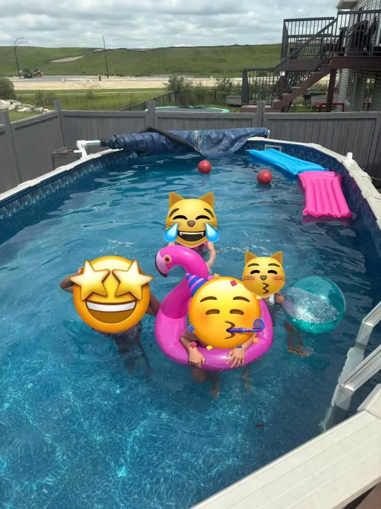 6 Valarosa Cove Didsbury AB T0M 0W0