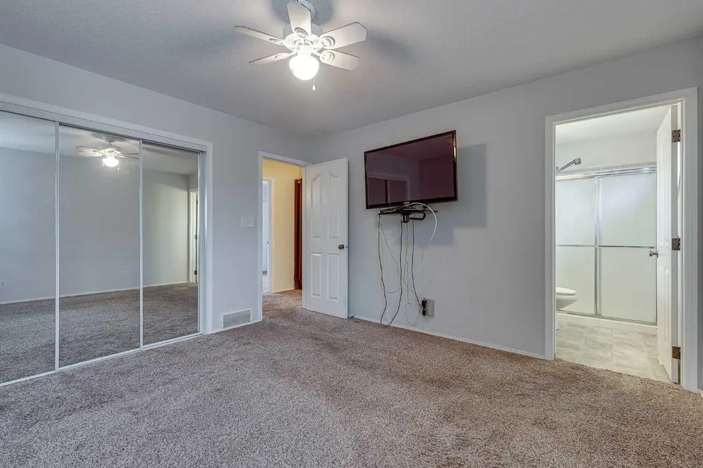 82 Ruttan Close Red Deer AB T4P 3T2