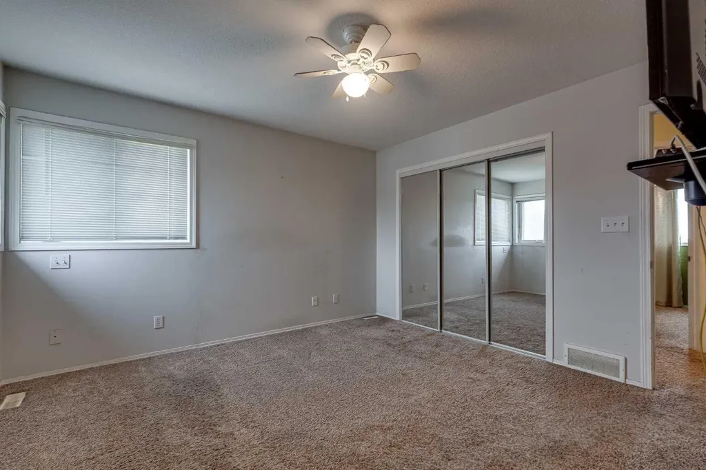 82 Ruttan Close Red Deer AB T4P 3T2