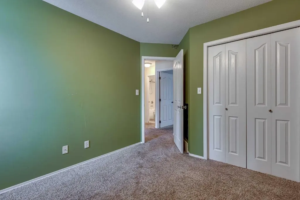 82 Ruttan Close Red Deer AB T4P 3T2