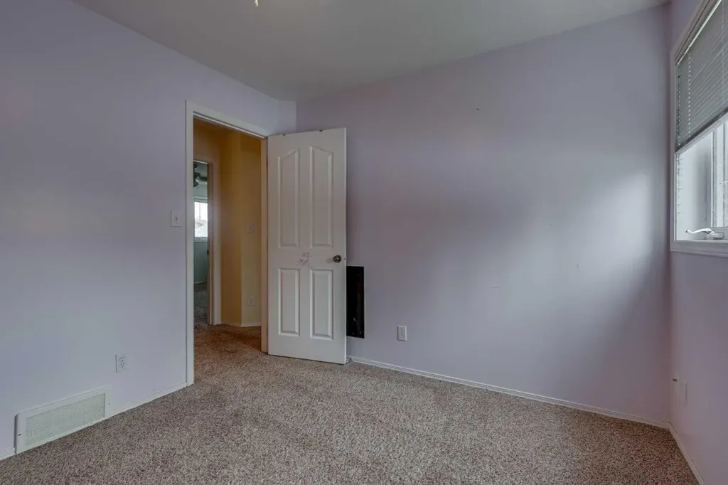 82 Ruttan Close Red Deer AB T4P 3T2