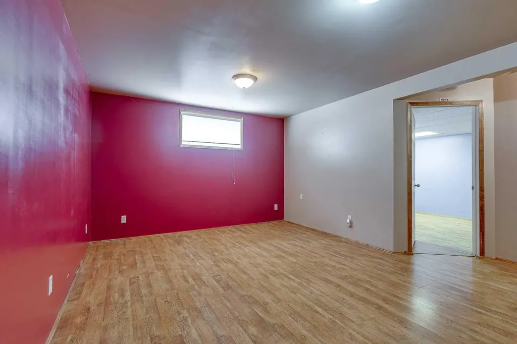 82 Ruttan Close Red Deer AB T4P 3T2