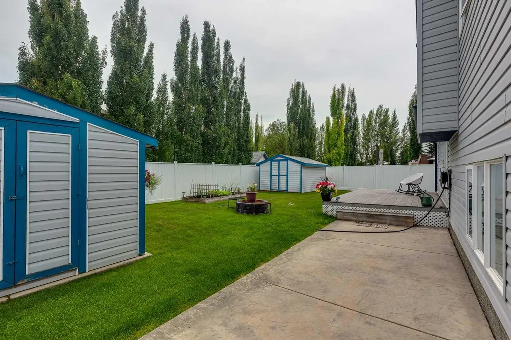 82 Ruttan Close Red Deer AB T4P 3T2