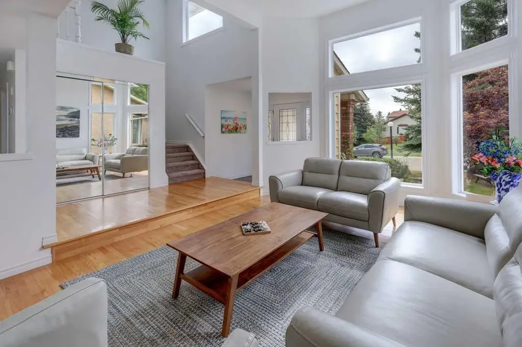 64 Santana Hill NW Calgary AB T3K 3L9