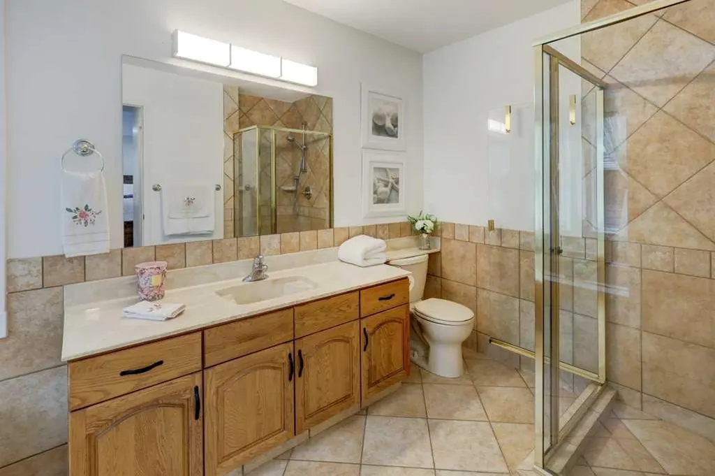 64 Santana Hill NW Calgary AB T3K 3L9