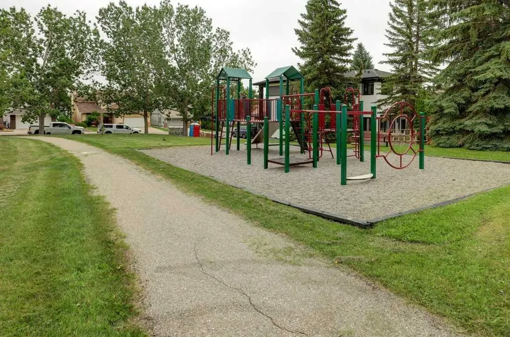 64 Santana Hill NW Calgary AB T3K 3L9
