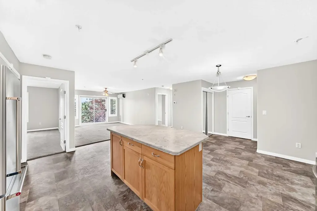 303 Arbour Crest Drive NW Calgary AB T3G 5G4