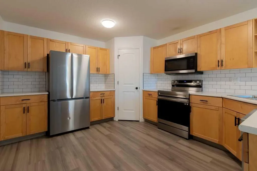 750 Heritage Boulevard W Lethbridge AB T1K 7Z6