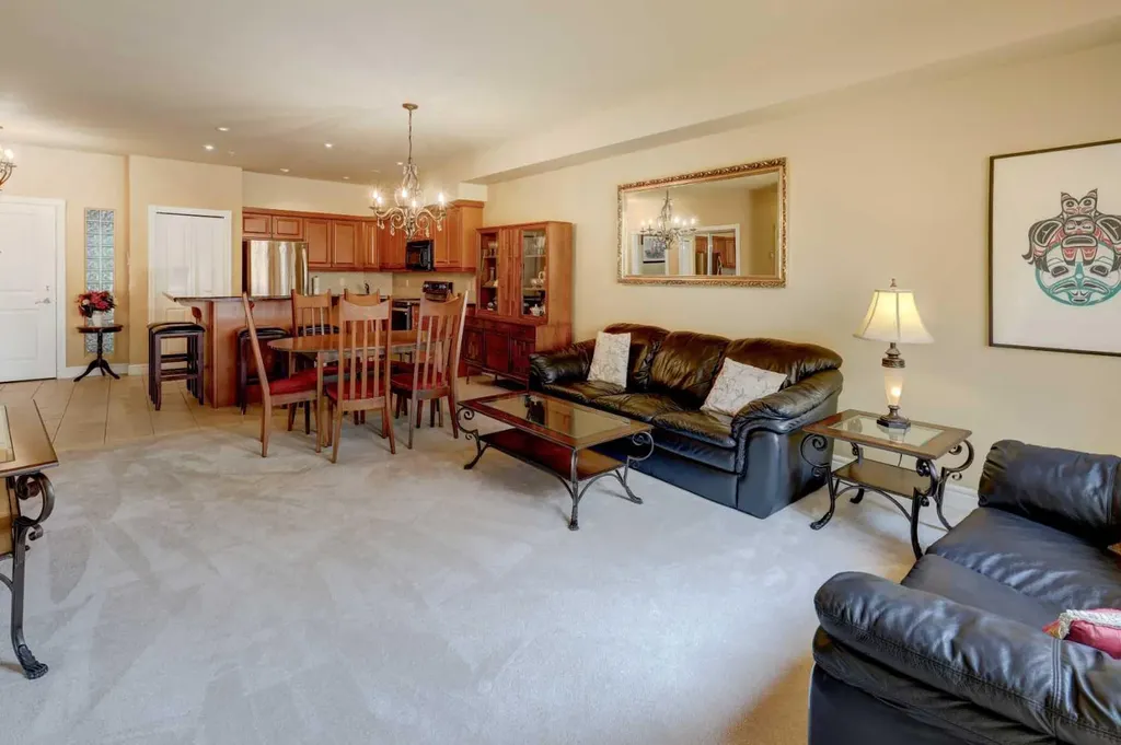 11642 Valley Ridge Park NW Calgary AB T3B 5Z5