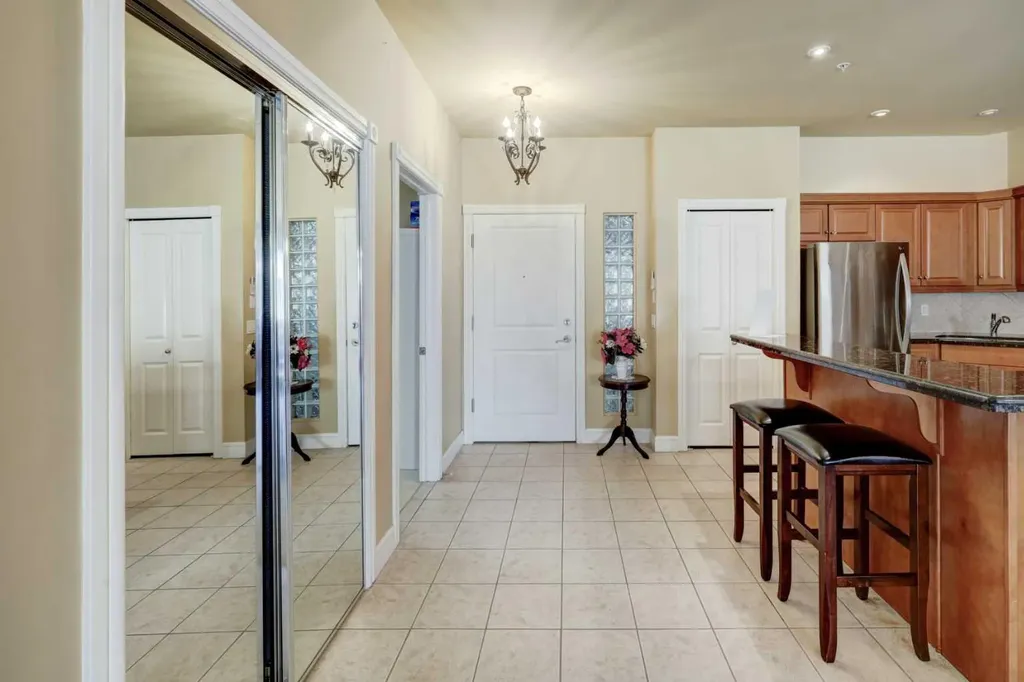 11642 Valley Ridge Park NW Calgary AB T3B 5Z5