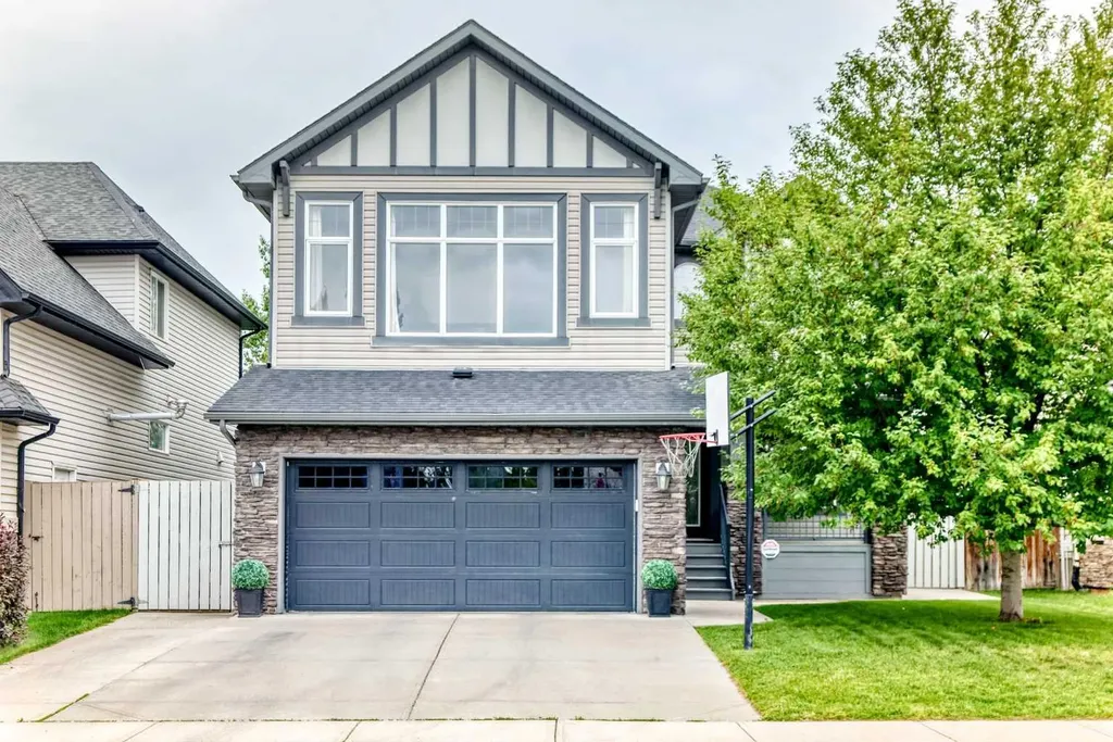 188 Hawkmere Way Chestermere AB T1X 0C9