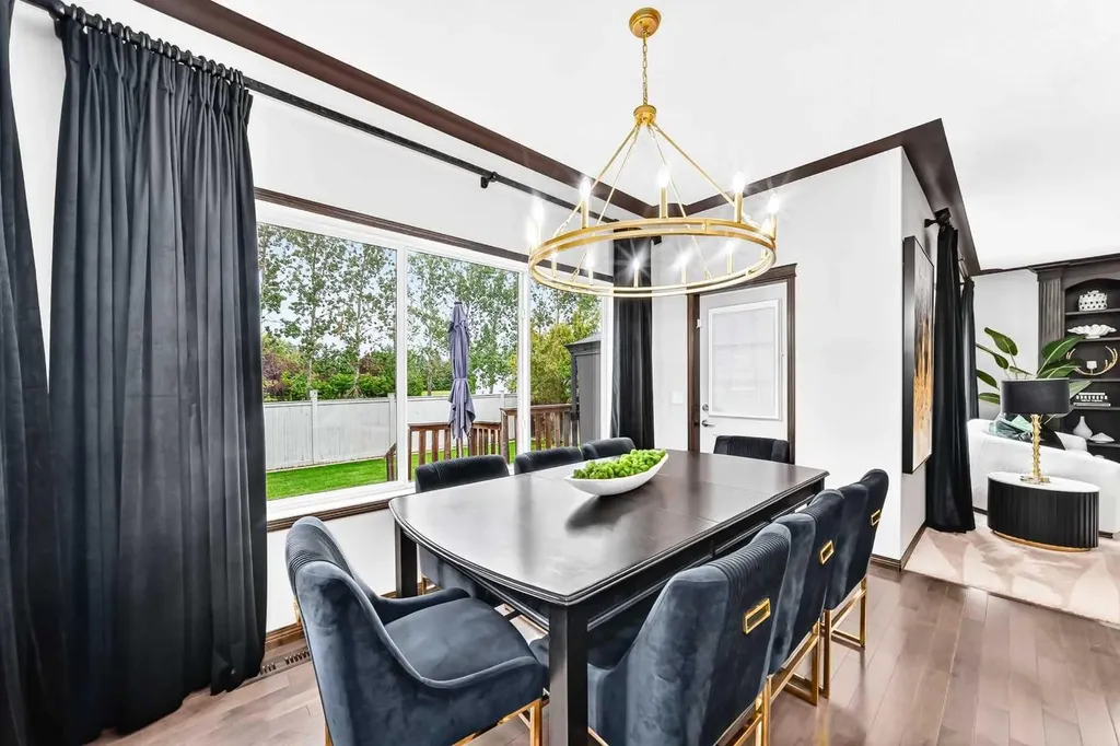 188 Hawkmere Way Chestermere AB T1X 0C9