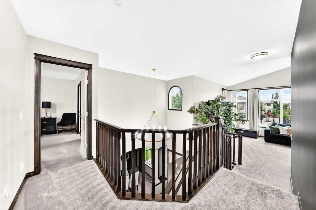188 Hawkmere Way Chestermere AB T1X 0C9