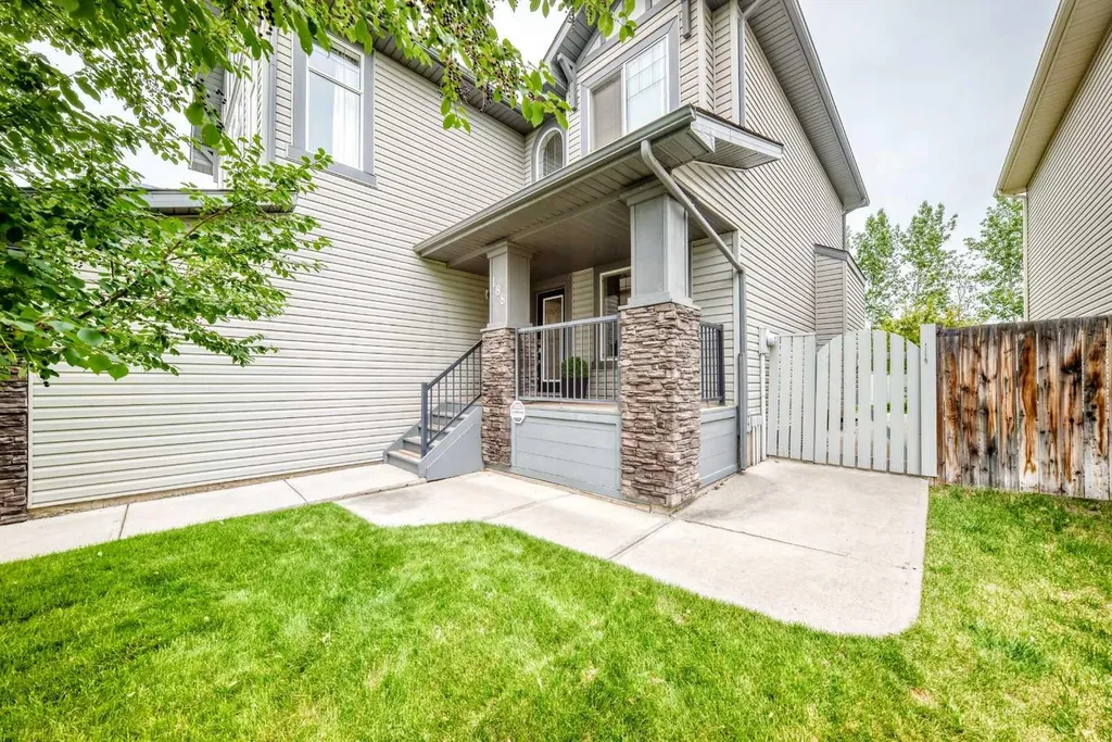 188 Hawkmere Way Chestermere AB T1X 0C9