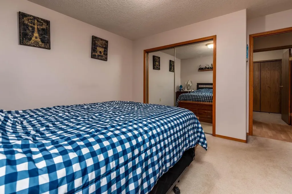 4802 46 Street Lloydminster SK S9V0J7