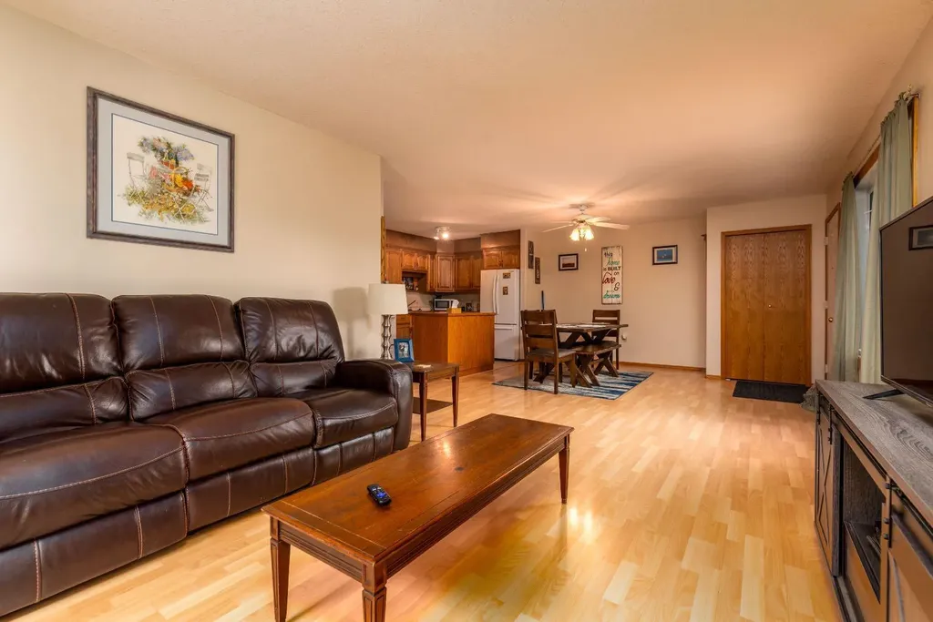 4802 46 Street Lloydminster SK S9V0J7