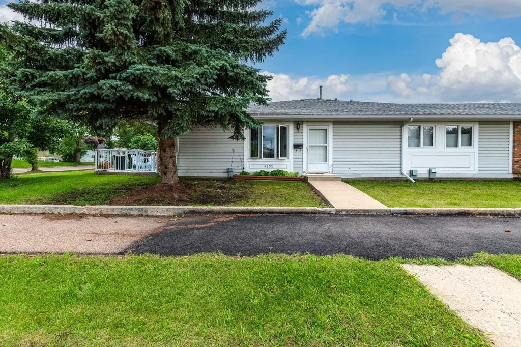 4802 46 Street Lloydminster SK S9V0J7