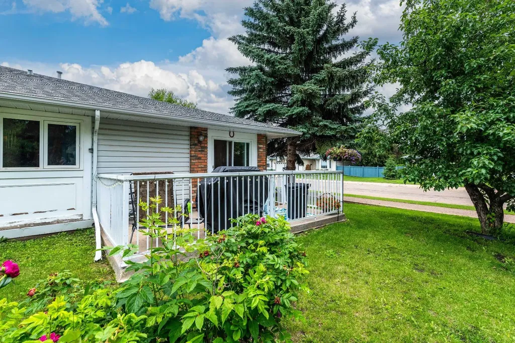 4802 46 Street Lloydminster SK S9V0J7