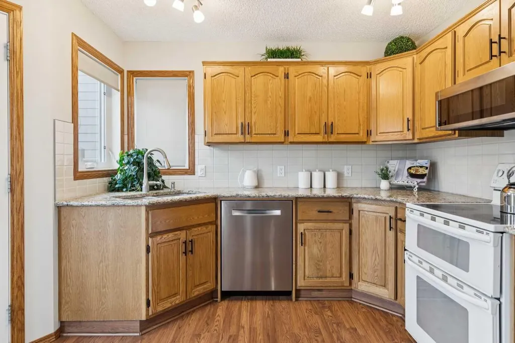 410 Millrise Drive SW Calgary AB T2Y2W5