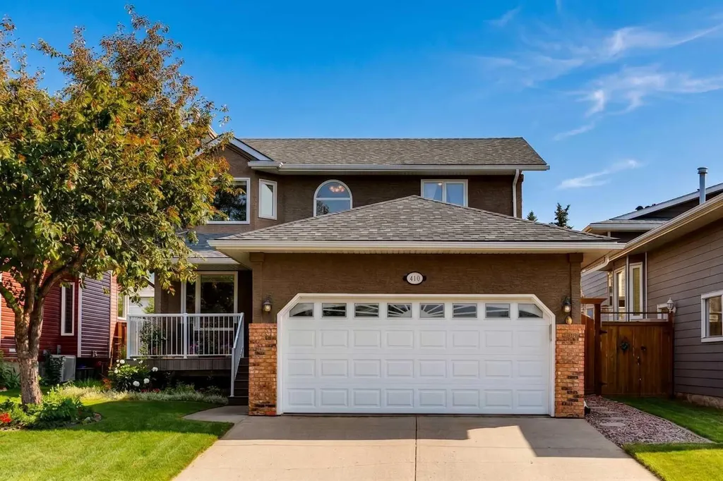 410 Millrise Drive SW Calgary AB T2Y2W5