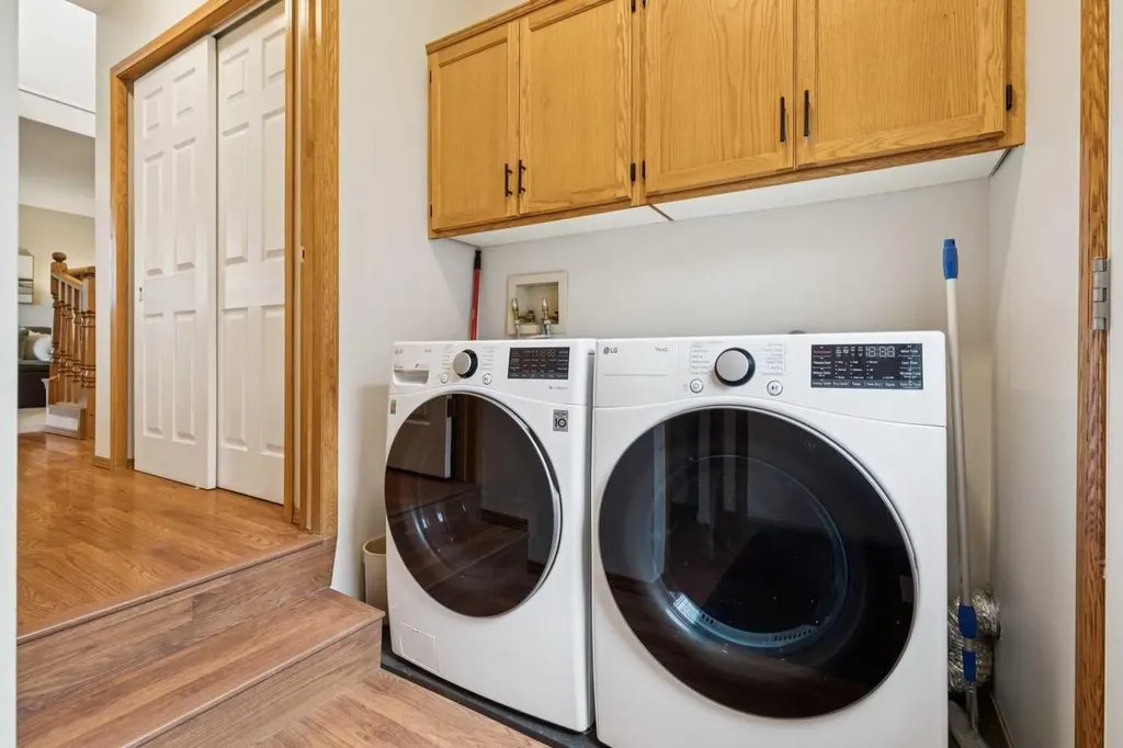 410 Millrise Drive SW Calgary AB T2Y2W5