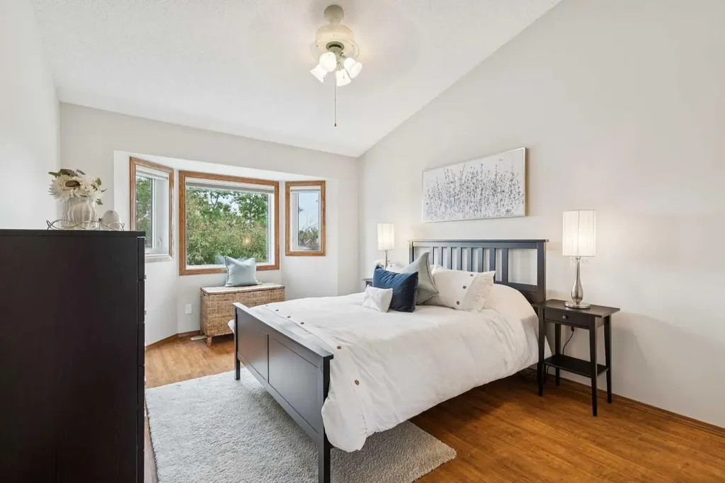 410 Millrise Drive SW Calgary AB T2Y2W5