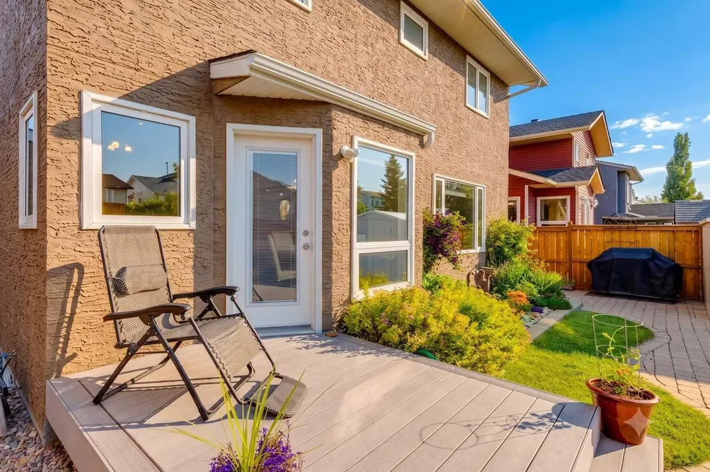 410 Millrise Drive SW Calgary AB T2Y2W5