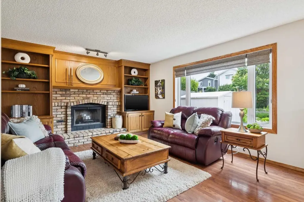 410 Millrise Drive SW Calgary AB T2Y2W5