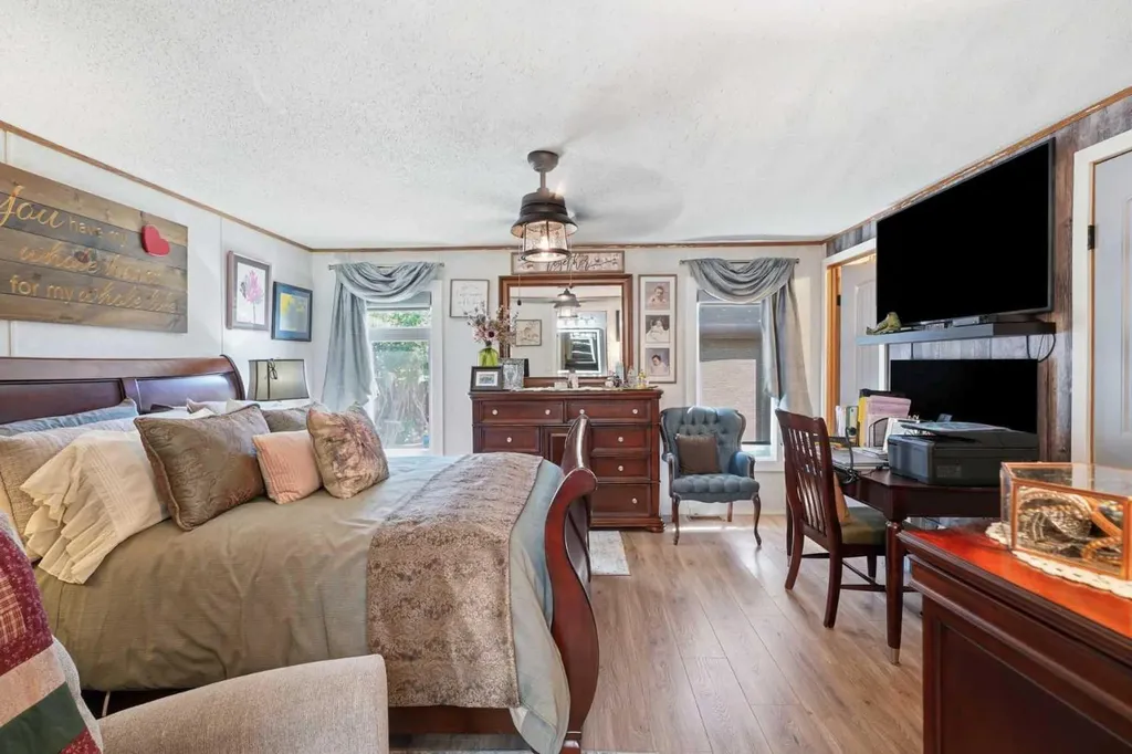 113 Lindgren Street Ferintosh AB T0B1M0
