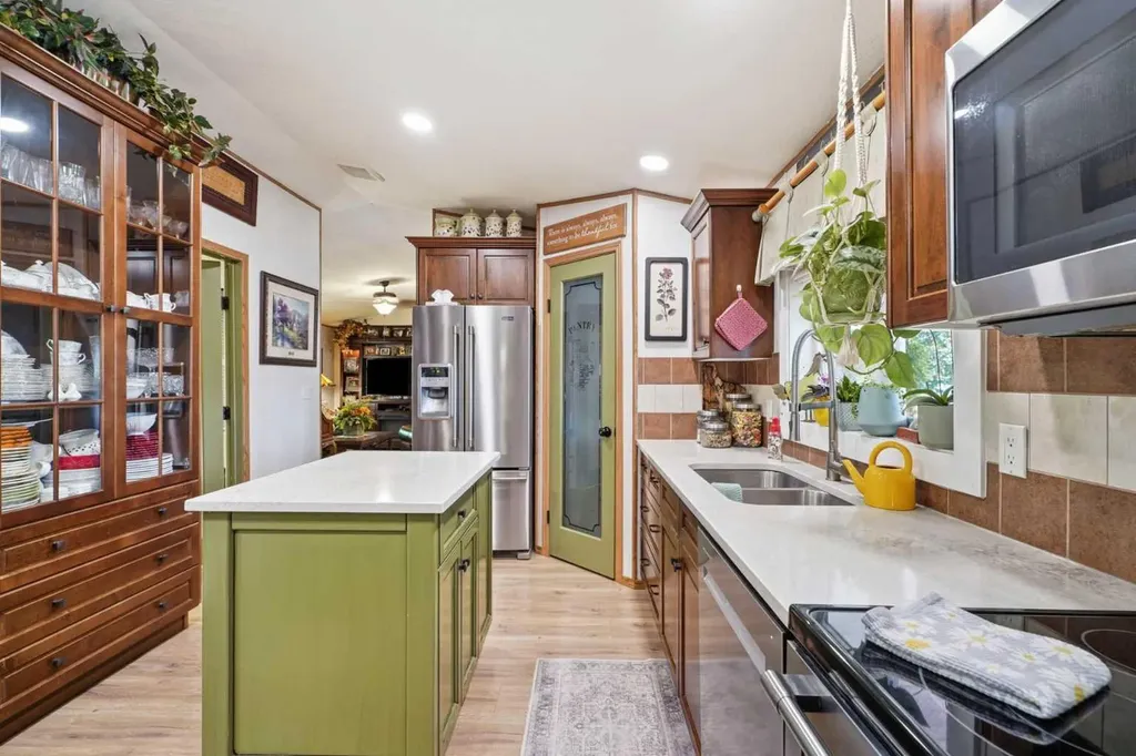 113 Lindgren Street Ferintosh AB T0B1M0