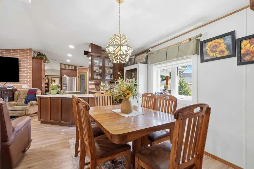 113 Lindgren Street Ferintosh AB T0B1M0