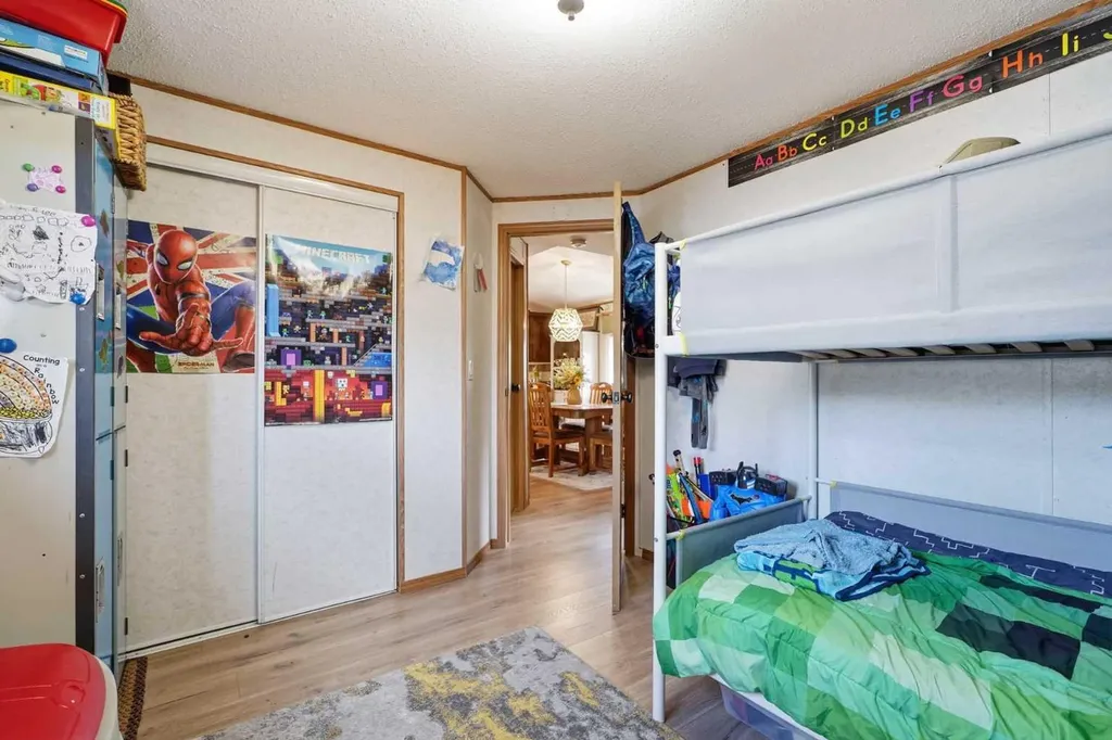 113 Lindgren Street Ferintosh AB T0B1M0