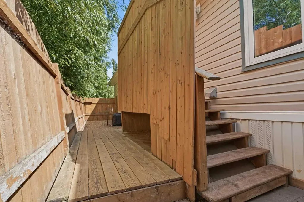 113 Lindgren Street Ferintosh AB T0B1M0