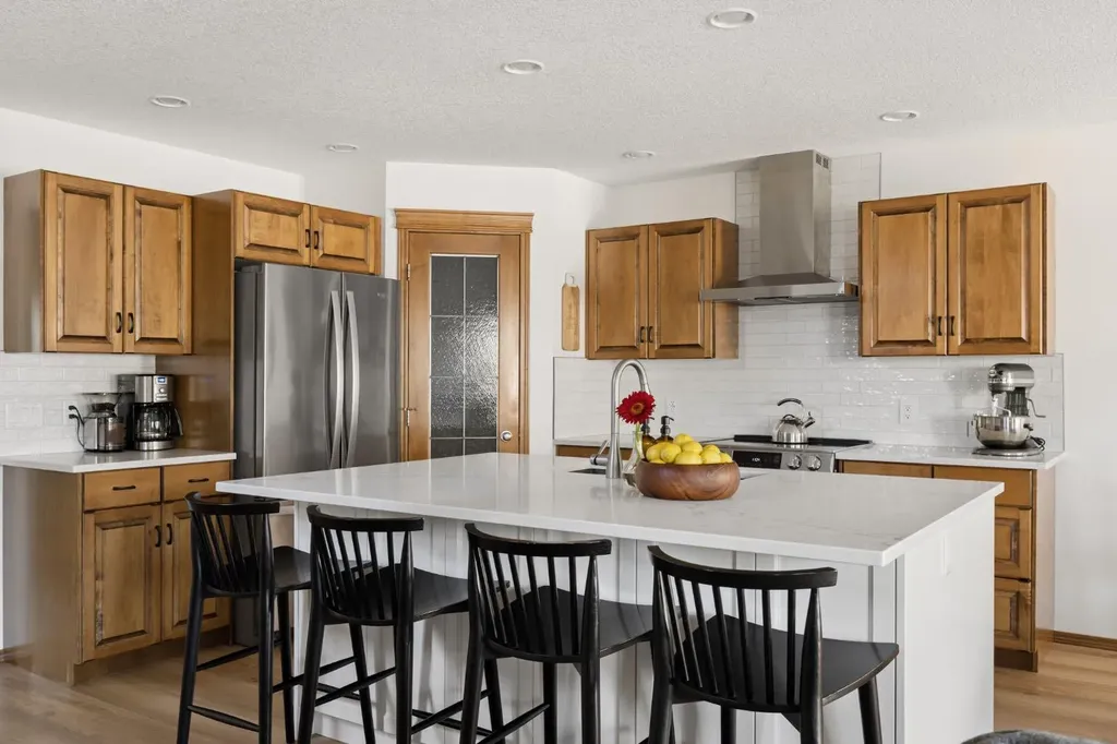 36 Cranfield Manor SE Calgary AB T3M 1K6