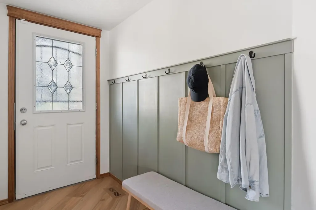 36 Cranfield Manor SE Calgary AB T3M 1K6