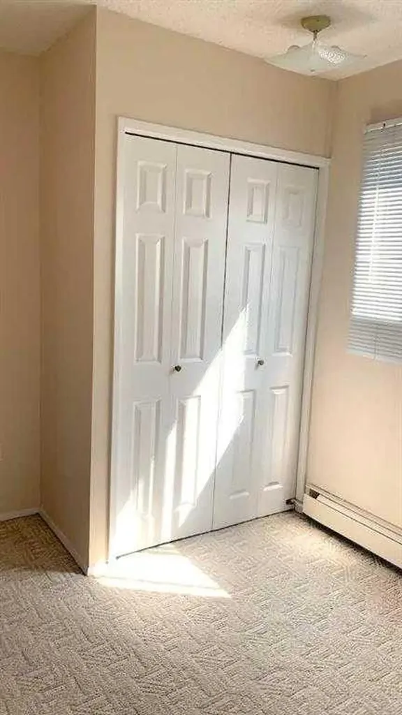 2312 1 Street NW Calgary AB T2M2T8