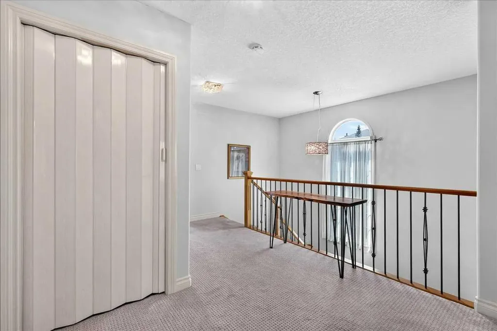 100 Signature Way SW Calgary AB T3H 2W6