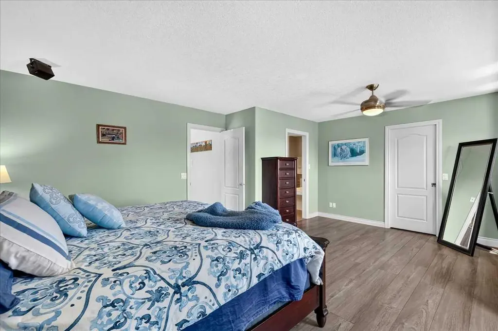 100 Signature Way SW Calgary AB T3H 2W6