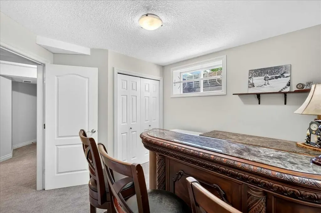 100 Signature Way SW Calgary AB T3H 2W6
