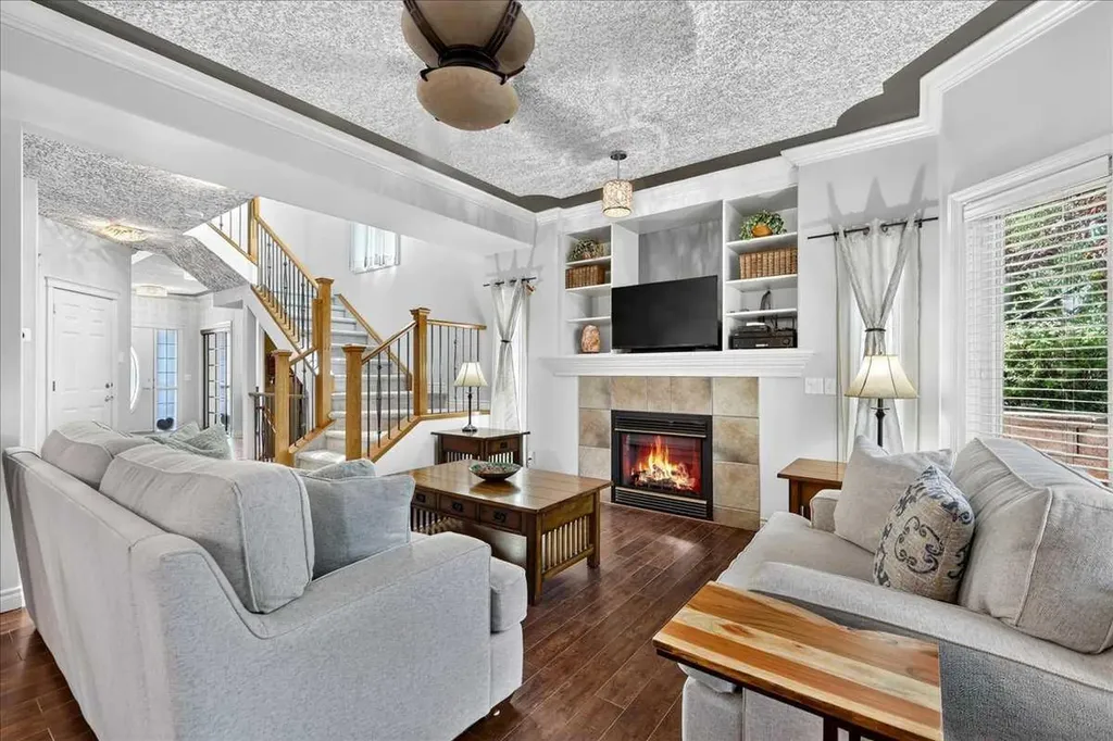 100 Signature Way SW Calgary AB T3H 2W6